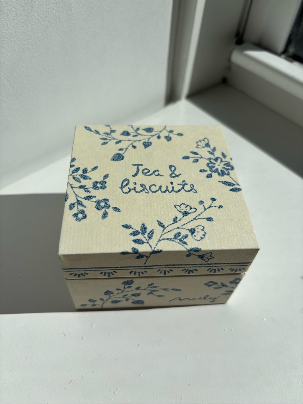 Maileg Tea & Biscuits
